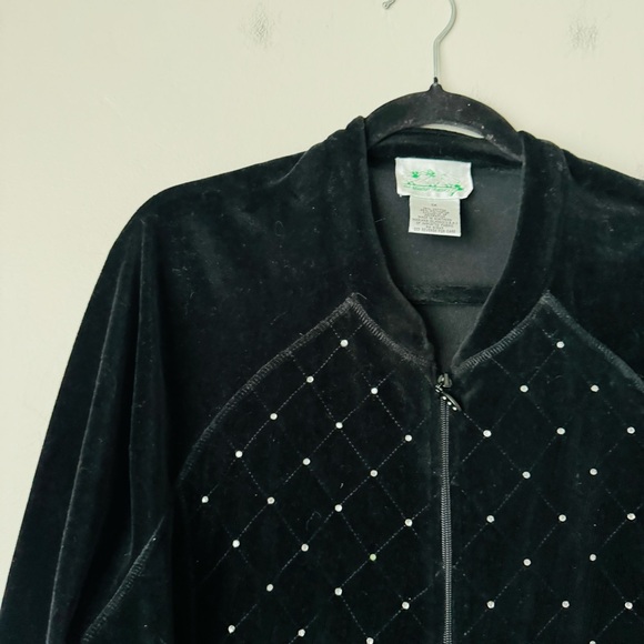The quicker factory black Velour rhinestone zip up jacket woman’s 1X - Picture 2 of 8